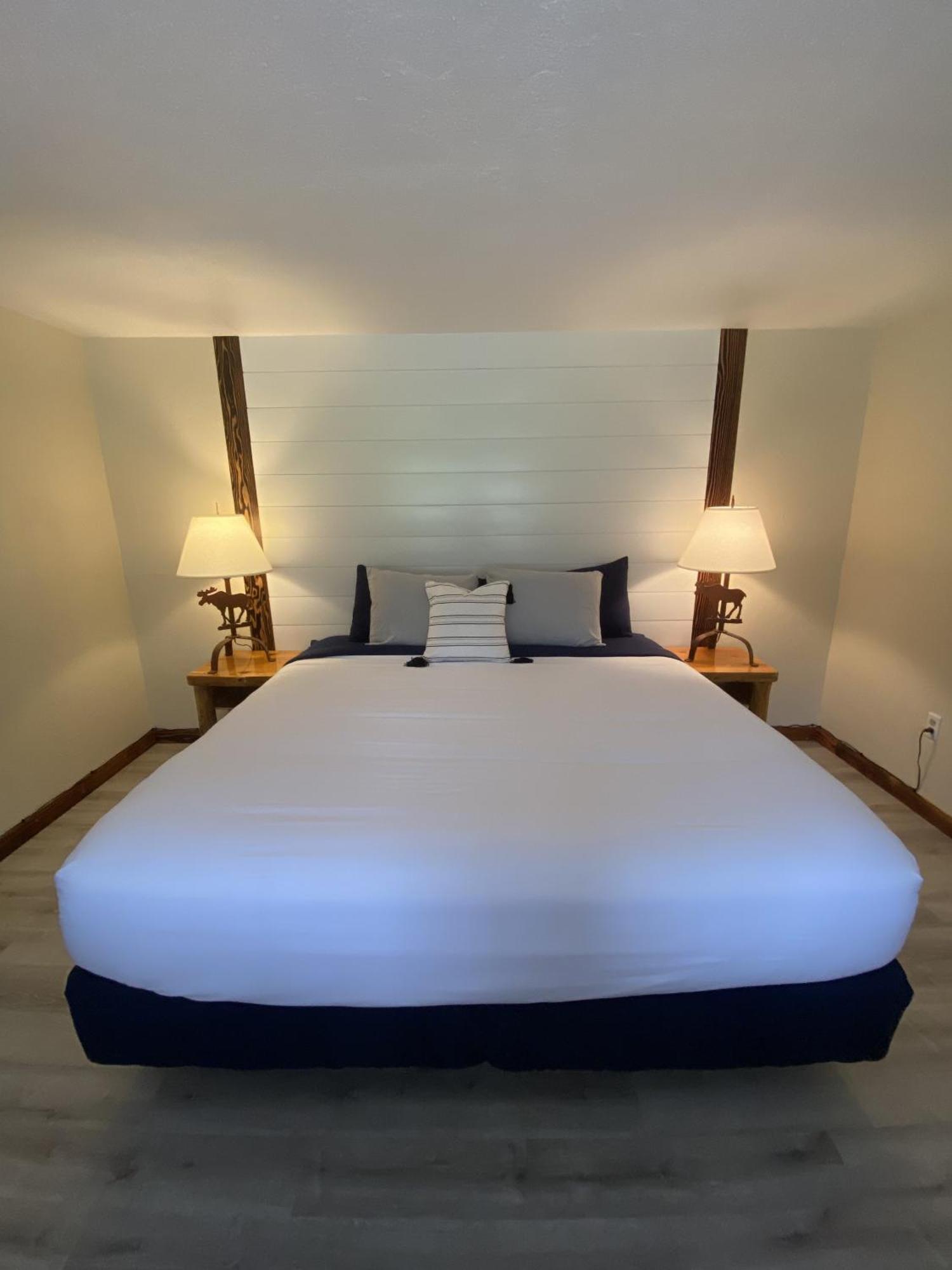 Columbia Point Resort Kettle Falls ภายนอก รูปภาพ